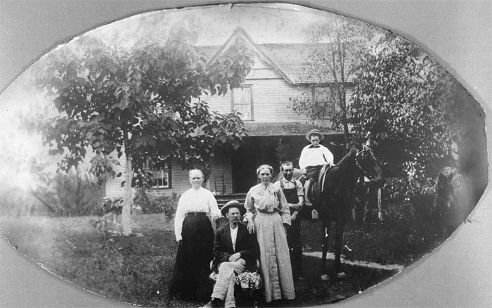image of family in 1914
